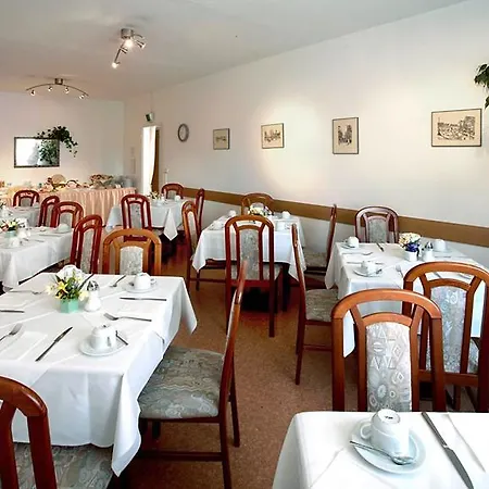Days Centre Hotel 3*